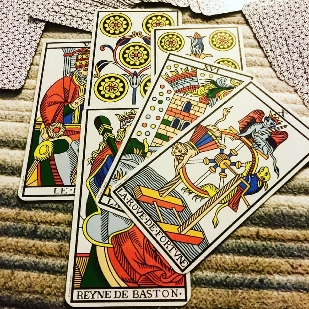 Tirer Et Interpréter Le Tarot De Marseille