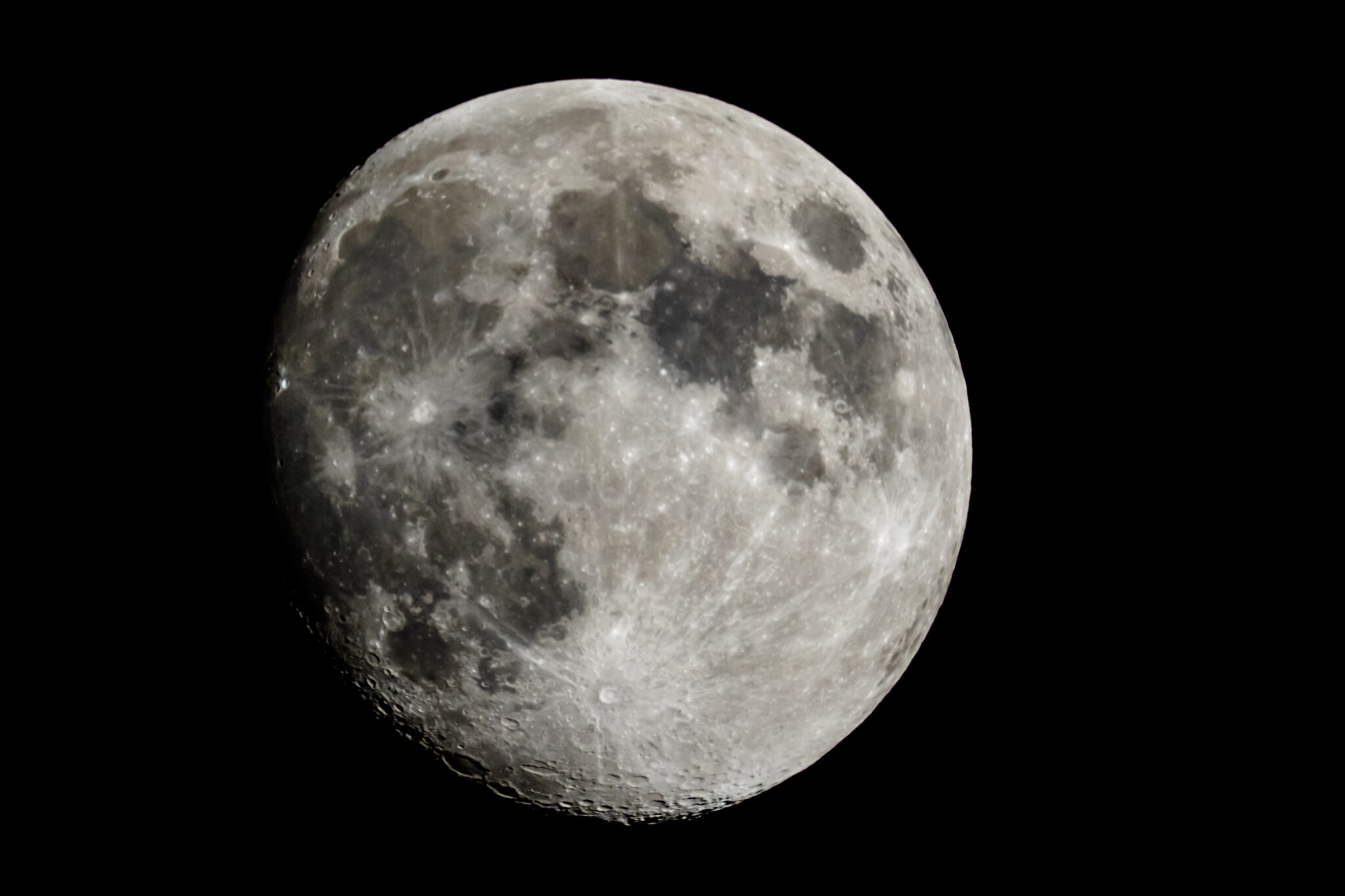 the moon 2023 11 27 05 00 03 utc scaled